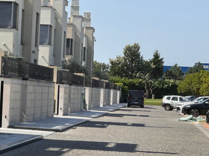 UDAR NA ŠVERCERSKI KLAN Pretresene vile porodice Stanaj u Podgorici