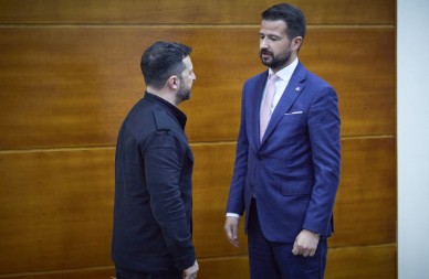 KAD SE NJEMU NIJE DALO DA BANE U MONTENEGRO Milatović ide na noge Zelenskom