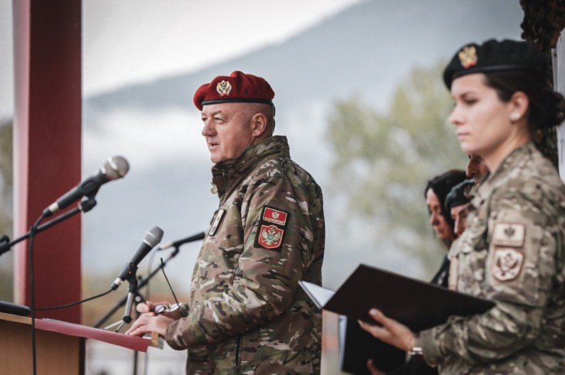 BEZOBRZLUK BAŠIBOZUKA Srbi iz Nikšića uhapšeni na KiM su supendovani u Vojsci Crne Gore