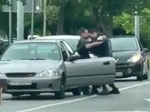 POLICIJSKA INTERVENCIJA U PODGORICI Snimak izazvao reakcije, MUP tvrdi da je sve po zakonu (video)