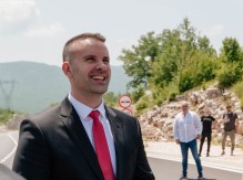 SPAJIĆ IZ PARALELNOG UNIVERZUMA U Crnoj Gori se nikad bolje nije živjelo