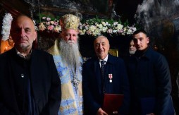Mitropolit Joanikije odlikovao bivšeg predsjednika Ustavnog suda