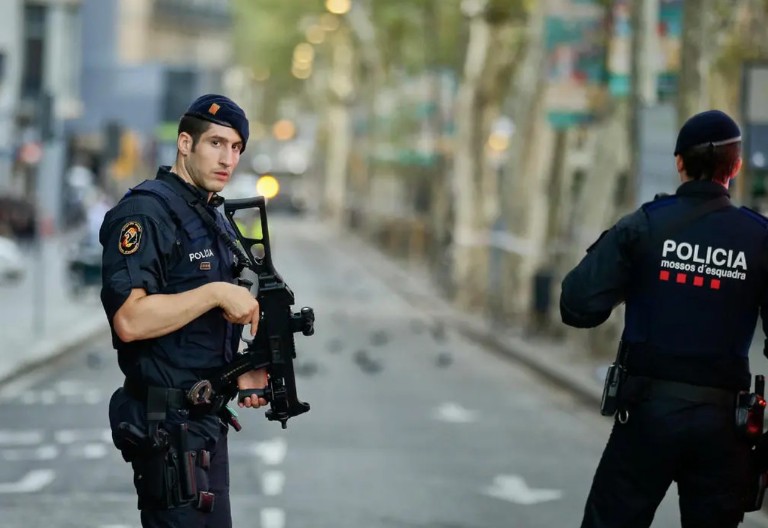 UHAPŠEN U BARSELONI Crnogorac pao po potjernici Interpola