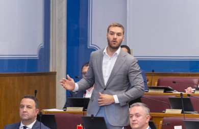 DPS NASTAVLJA DA SE "REFORMIŠE" Isti ljudi, nove funkcije, stara praksa