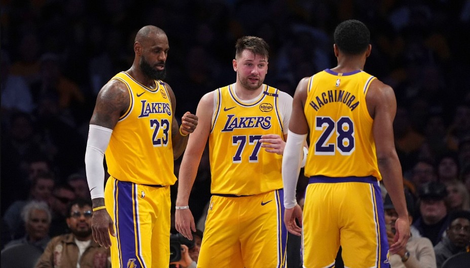 ISTORIJSKA PRODAJA Porodica Bas prodaje većinski udio u LA Lejkersima za 10 milijardi dolara