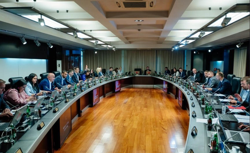 ŠANSA ZA ISTORIJSKI ZAOKRET Vlada Crne Gore za sada neće finansirati Fakulteta za crnogorski jezik o trošku građana