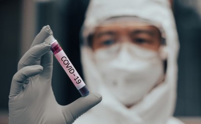 GRLO KAO BRIJAČ "Nimbus" je nova kovid varijanta