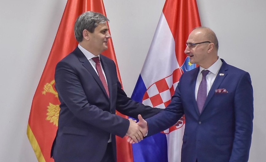 OPASAN PRESEDAN Ervin će sjutra Gordanu da preda ono što je Vlada formalno i trajno prepisala Hrvatskoj