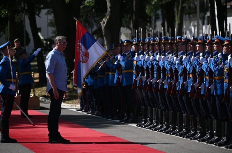 PREDSJEDNIK VUČIĆ Srbija podiže odbrambene kapacitete, preko 85 odsto popunjenosti specijalnih jedinica