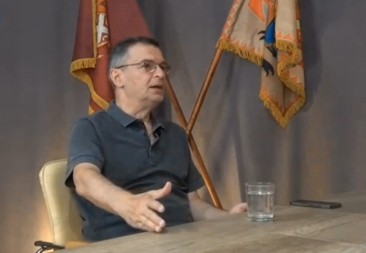 Ćuta otvoreno poziva na rušenje ustavnog poretka u Srbiji (video)