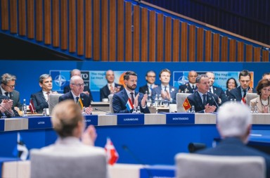 ULAGANJE U PAKT A NE U GRAĐANE Milatović nam sa NATO samita uhvatio muštuluk za nove namete