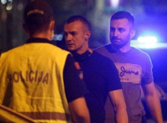 SJENKE DUBOKE DRŽAVE Komunikacija Radoja Zvicera i Petra Lazovića razotkriva obračune unutar sistema