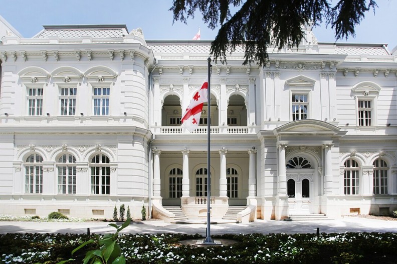 Gruzijci skinuli zastavu EU sa predsjedničke rezidencije u Tbilisiju