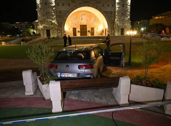 TEŽAK INCIDENT ISPRED HRAMA U PODGORICI Sumnja se i na nacionalno motivisan napad