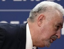 PRVOSASTRUGANI OPRAVDAVA NADIMAK Krivokapić hladnokrvno i bezočno zloupotrebljava Amfilohijevo ime