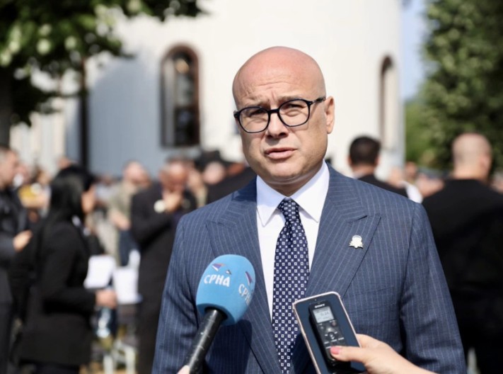 VUČEVIĆ U BRATUNCU Zločini nad Srbima u Podrinju nastavak genocidne namjere iz Drugog svjetskog rata