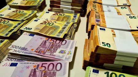 OVO JE NAJVEĆA PLATA U CRNOJ GORI Zaradio za mjesec što drugi ne mogu za pola radnog vijeka