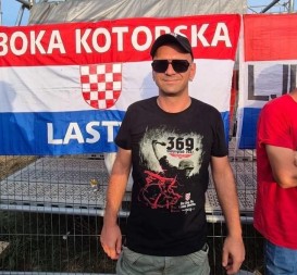 USTAŠA IZ BOKE Mladić s grbom tzv. NDH i majicom nacističke legije na koncertu Tompsona