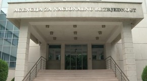 EKSKLUZIVNO Visoki činovnik ANB mortus pijan izazvao saobraćajku, slučaj zataškan