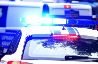 Strani državljanin uhapšen nakon što je motkom udario djevojčicu u glavu