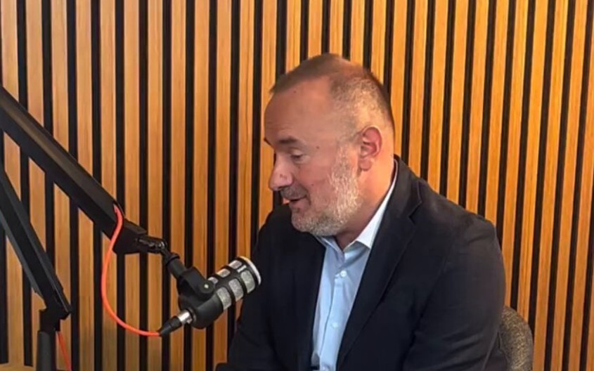 POLITIČKI (AVAN)TURISTA Vladimir Pavićević sebe vidi kao budućeg premijera Srbije