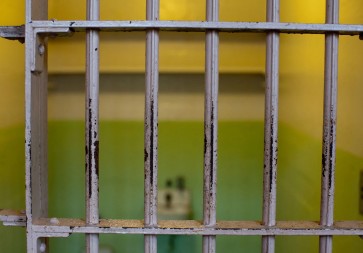 Produžen pritvor lupežima koji su krali po Podgorici i Danilovgradu