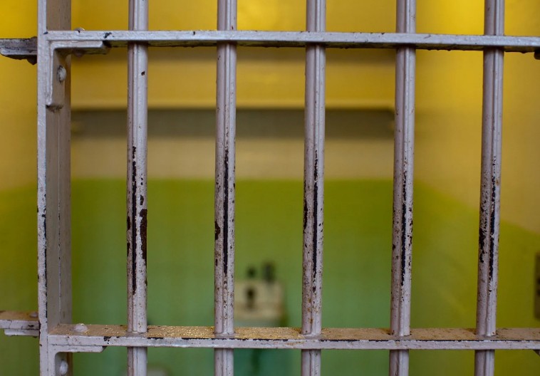 Produžen pritvor lupežima koji su krali po Podgorici i Danilovgradu