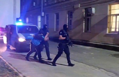 AKCIJA „USKOK“ Zaplijenjeno 33,5 kilograma droge, uhapšeni državljani Crne Gore i BiH