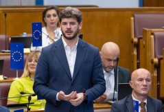 ČARAPIĆ Politički marginalci nazivaju Mujovića fašistom, SD promoviše "nacionalizam ogorčenih muškaraca"
