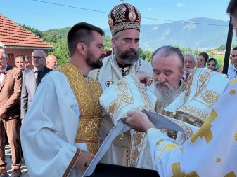 MITROPOLIT METODIJE Hram Svetog Save u Dapsićima plod saradnje Mitropolita Joanikija i predsjednika Srbije Aleksandra Vučića