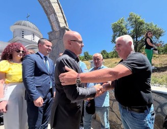 Pokušaj konstruisanja afere protiv Miloša Vučevića u Crnoj Gori pada na provjeri procedura