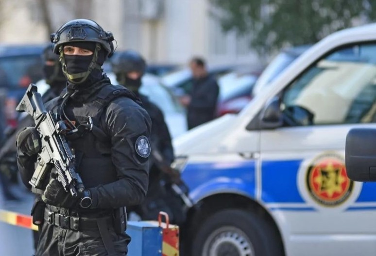 Policija u Kolašinu pronašla veću količinu oružja i municije