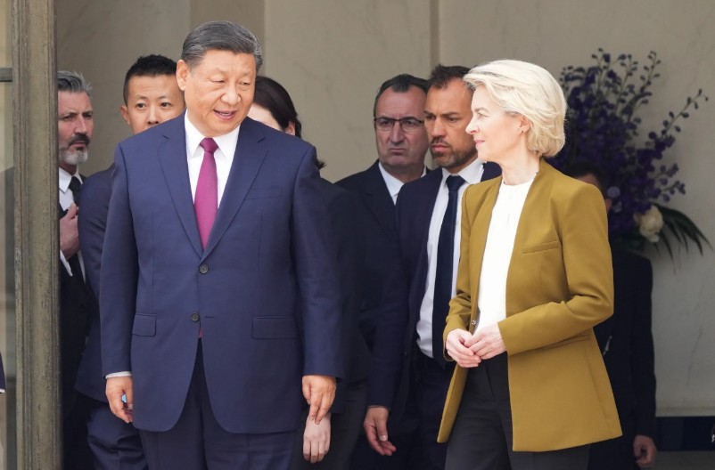 Peking upozorava na „strateške odluke“ EU, Brisel traži od Kine rebalans odnosa i uticaj na Moskvu
