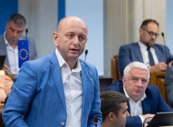 KNEŽEVIĆ Koncern "Vijesti" se gasi, dolazi vrijeme "Vesti" i nove uređivačke ere