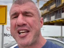 BAČULOV KOLOVOĐA Novosadski blokaderi nisu hteli da glasaju za spomenik žrtvama pada nadsrešnice