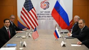 SAD U TAJNIM KONTAKTIMA SA RUSIJOM Razgovori održani, napretka ka miru nema