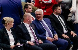 ZBCG TRAŽI ANKETNI ODBOR Državni organi štitili Đukanoviće i pustili da predmet u aferi "Telekom" zastari