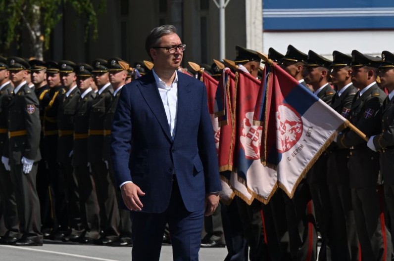 VUČIĆ Presuda Dodiku nedemokratska, Srbija pod najvećim pritiscima od 2008. godine