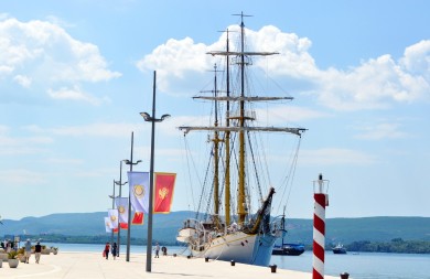 Zagreb poslao protestnu notu Podgorici zbog znački sa školskim brodom „Jadran“