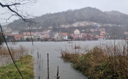 VODA NADIRE SA LOVĆENA I OKOLNIH BRDA Cetinje nema rijeku ali se pretvorilo u jezero