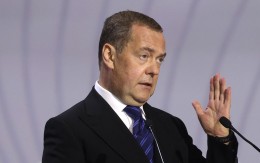 MEDVEDEV TVRDI Kijev regrutuje ljude narko kartela „Sinaloa“ i „Jalisko“, a evropski političari koče američke napore oko Ukrajine