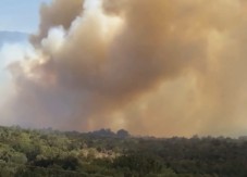 VATRENA STIHIJA NE STAJE Crna Gora aktivirala EU i NATO mehanizme, "Kamov" iz Srbije djeluje od juče