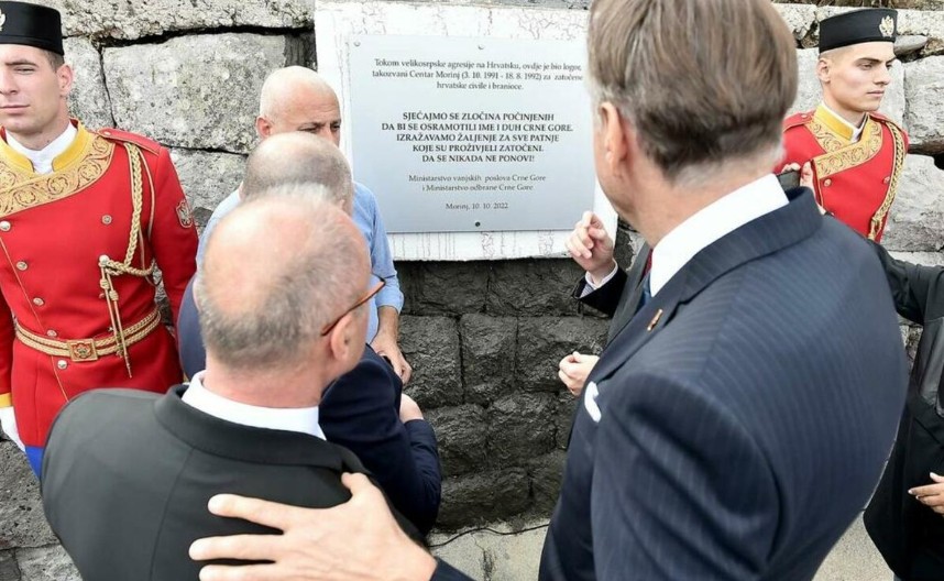 SAVJET NVO BOKE KOTORSKE Ploču u Morinju ukloniti odmah — vrijeme je za red i zakon