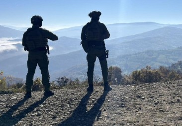 BRUTALAN NAPAD NA STARICU U PLJEVLJIMA Maskirani napadači vezali i tukli žrtvu tražeći novac