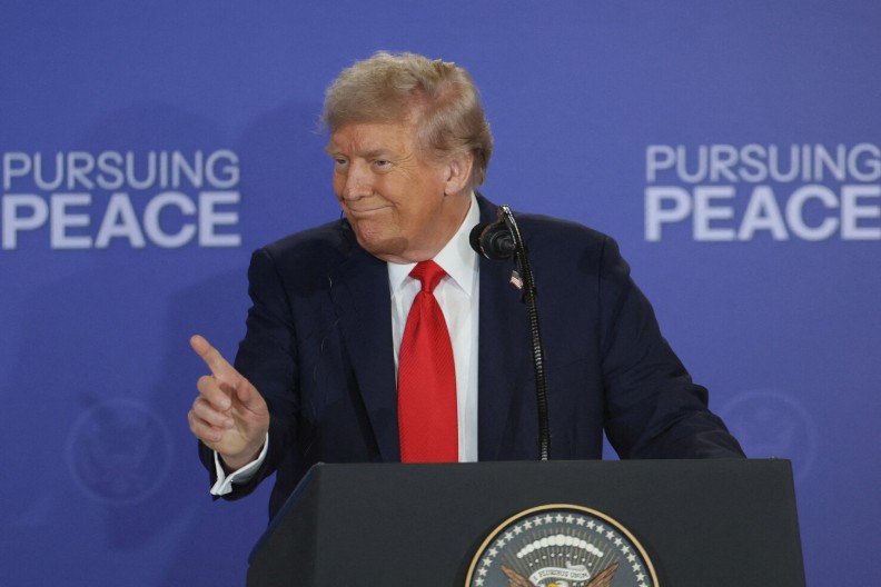 TRAMP Nema smisla uvoditi nove sankcije Rusiji