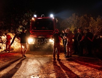Pljusak donio olakšanje, ali vatra i dalje prijeti u Milunovićima