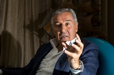 NAMJESTIO SINU MILIONE Tužilaštvo formiralo predmet protiv Mila Đukanovića