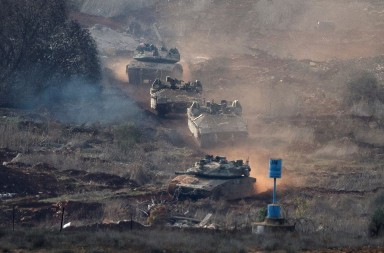 TENKOVI NA 20 KILOMETARA OD DAMASKA Izraelska invazija na Siriju uzela maha