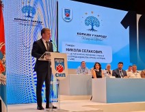 SELAKOVIĆ IZRAZIO ZAHVALNOST Ostali ste dosledni i uz narod, nijedan član SNP-a nije podržao obojenu revoluciju u Srbiji