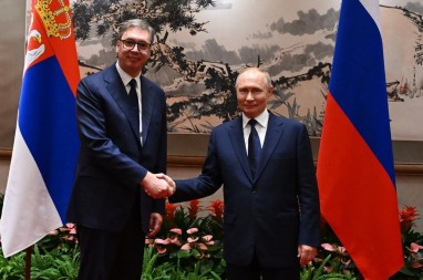 VUČIĆ SA PUTINOM U PEKINGU Srbija će sačuvati svoju suverenost, teritorijalni integritet i energetsku stabilnost